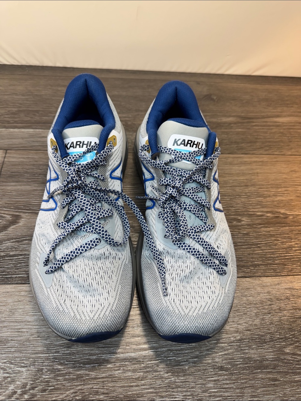 Karhu Men’s Grey and Blue Athletic Running Shoes SZ 12 (h108)